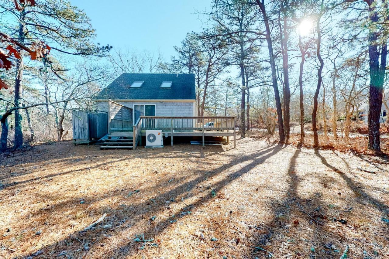 Wooded Oasis Villa Edgartown Exterior foto